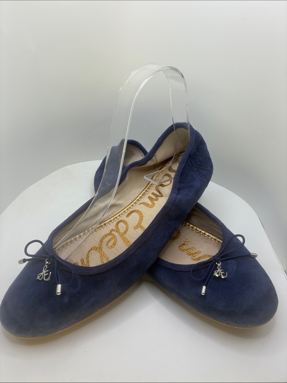 SAM EDELMAN WOMANS BALLERINA SHOES
LEATHER EMBELLISHED/ PADDED INSOLE